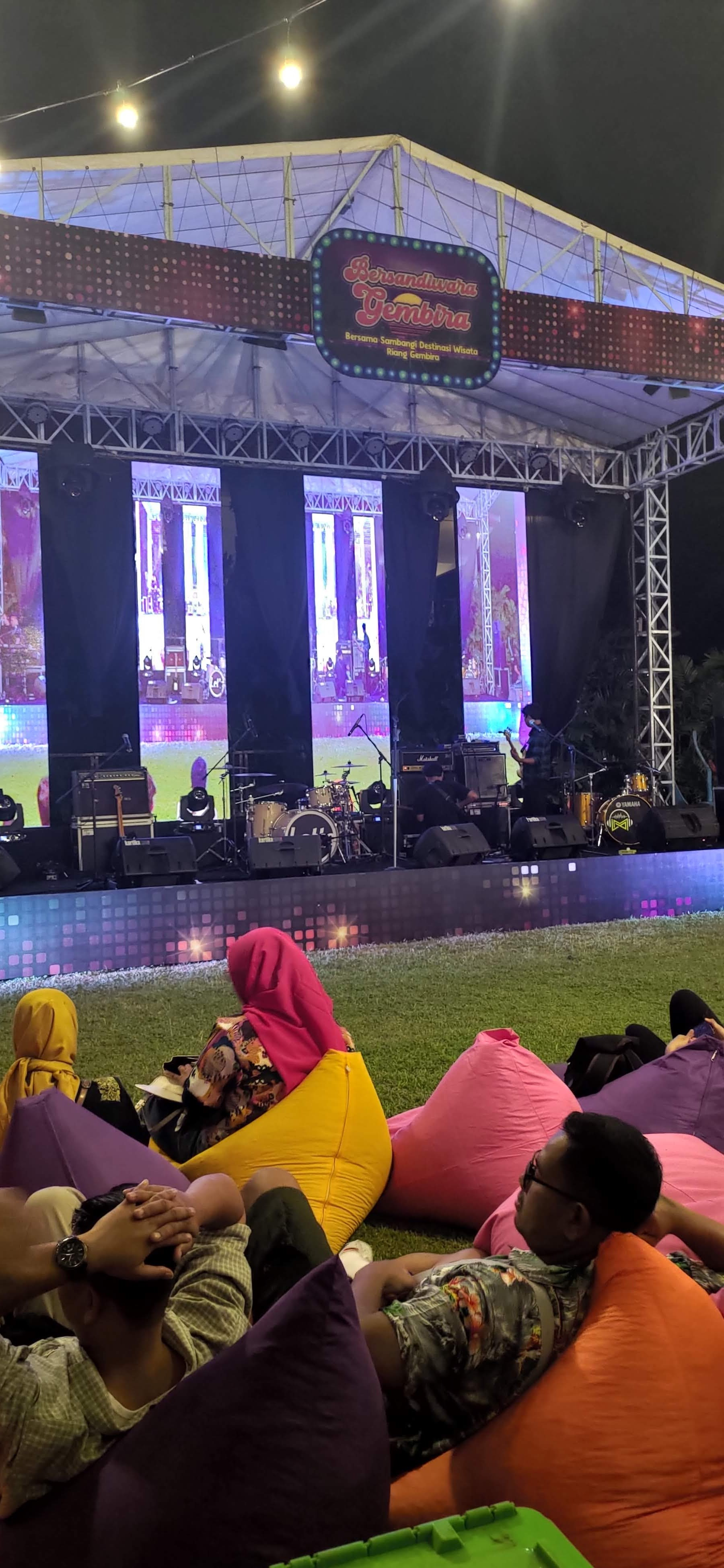 Konser Outdoor