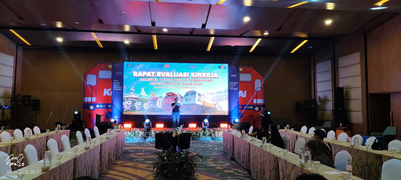 Gathering Indoor